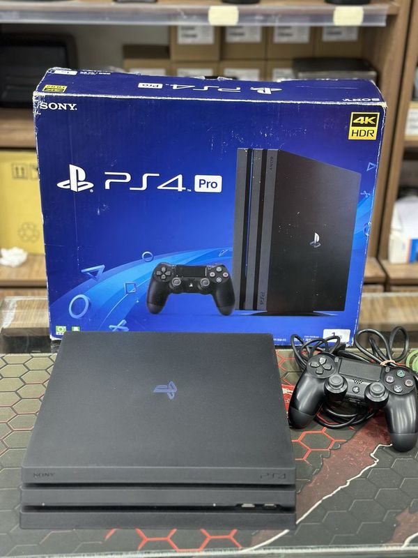 Playstation 4 Pro 1TB full box