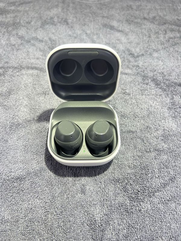 Samsung Galaxy buds FE Samsung Galaxy buds FE