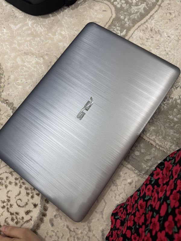 ноутбук ASUS VivoBook 15 X540UAR ноутбук ASUS VivoBook 15 X540UAR