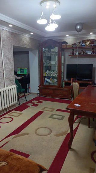 Срочно!Квартира на Космонавт 2*3/5/7 общ пл 70м дом с лифтом Спец план Срочно!Квартира на Космонавт 2*3/5/7 общ пл 70м дом с лифтом Спец план