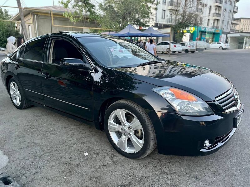 NISSAN ALTIMA L32 idial holatda ishi yo'q NISSAN ALTIMA L32 idial holatda ishi yo'q