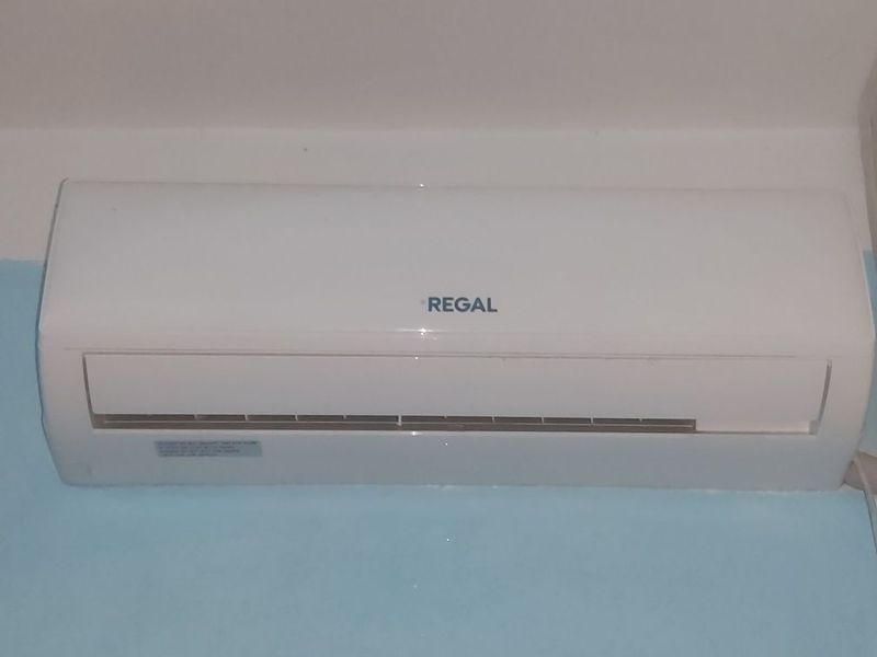 Konditsioner sotiladi Regal 12lik aybi bo Konditsioner sotiladi Regal 12lik aybi bo