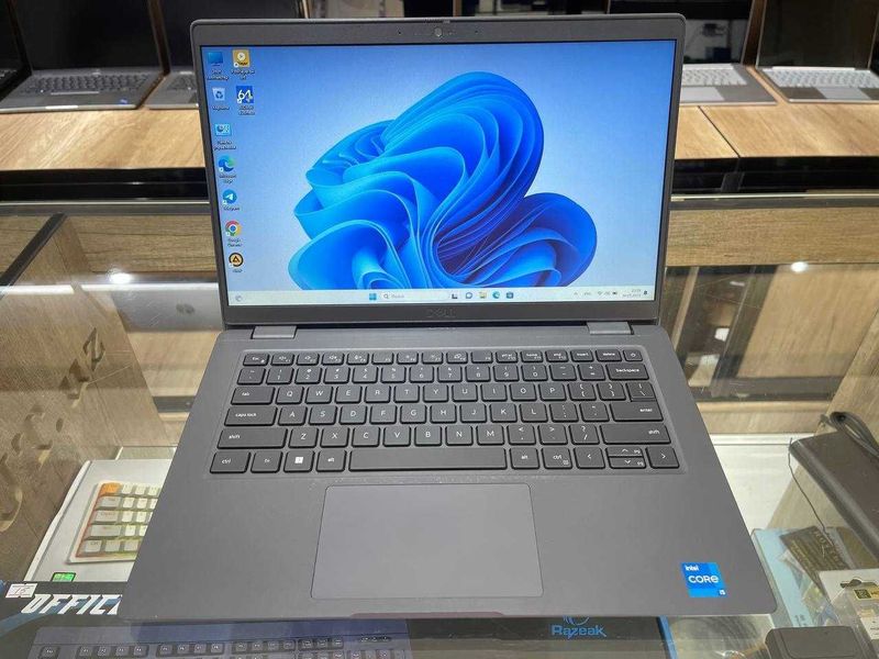 DELL Latitude 3440 Core i5-1335U ram 8 ssd 256 DELL Latitude 3440 Core i5-1335U ram 8 ssd 256