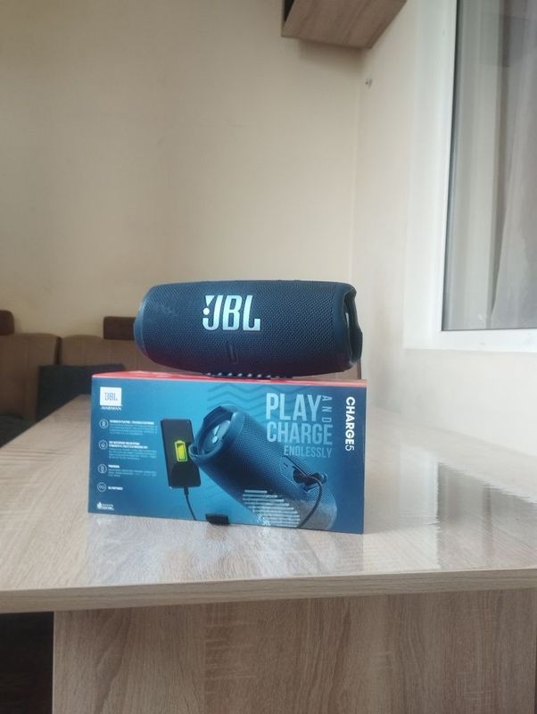 продам портативую колонку jbl charge 5 продам портативую колонку jbl charge 5