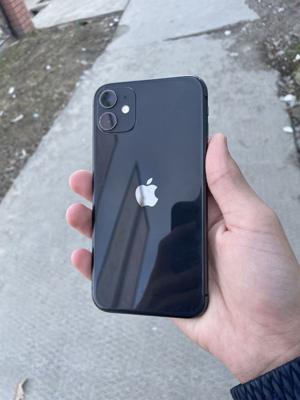 Iphone 11 sotilad