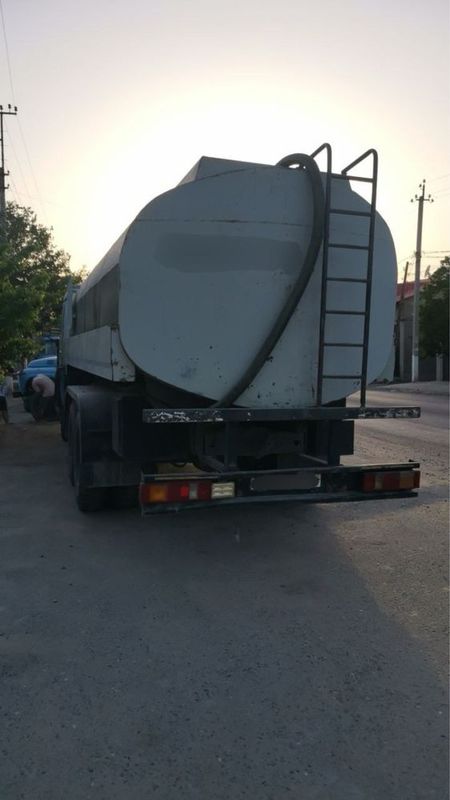 Бензавоз Камаз. Бензавоз Камаз.