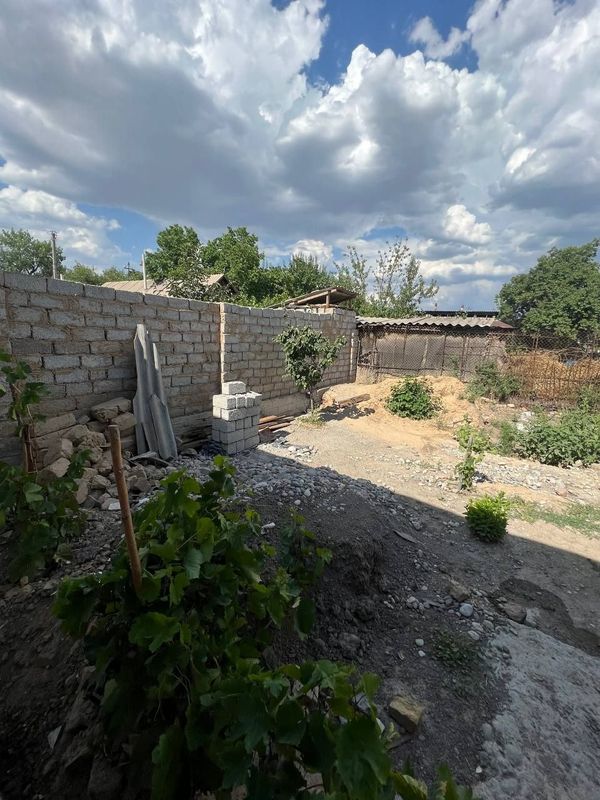 Продам земельный участок 7,2 сотки по 10500у.е. Продам земельный участок 7,2 сотки по 10500у.е.