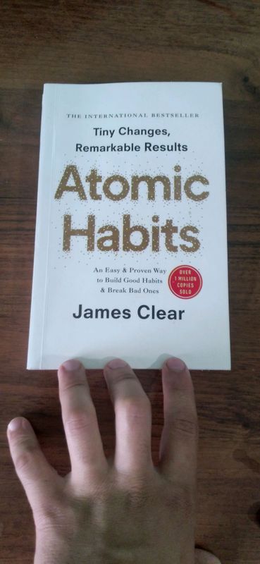 James Clear - Atomic Habits (in English) James Clear - Atomic Habits (in English)