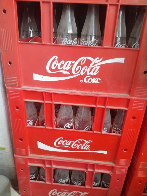 Продам тару с бутылкой Продам тару с бутылкой