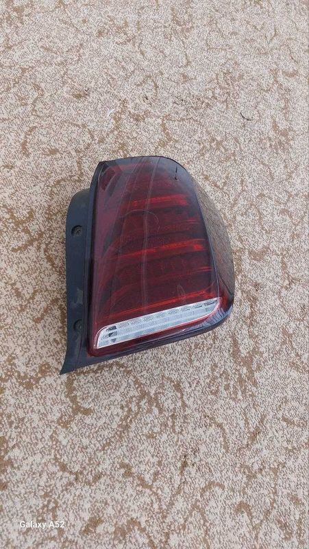 Cobalt Fara orqa pasajir tomon