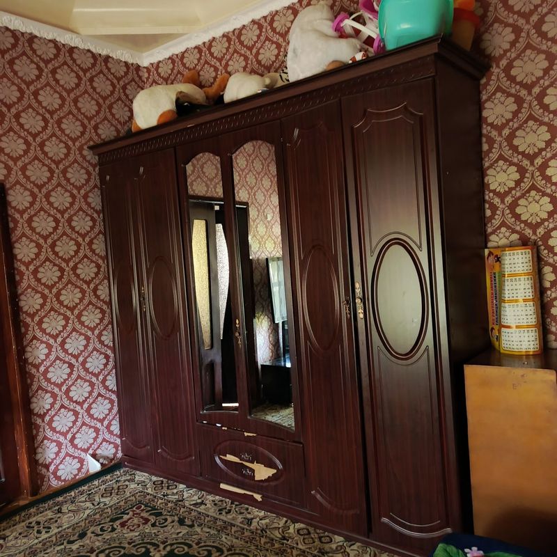 Спальный гарнитур