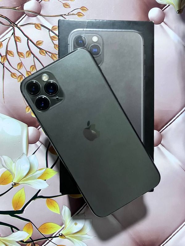 Продаётся iPhone 11pro