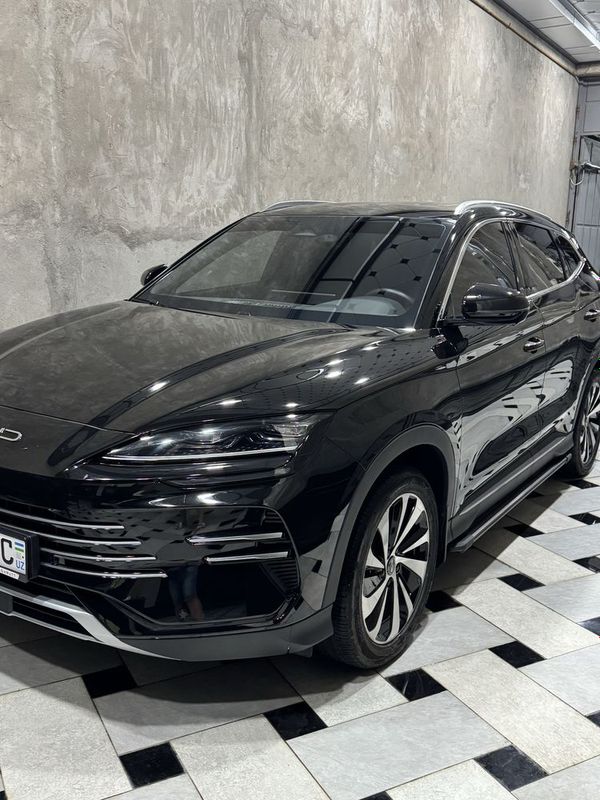 Byd chempion DM-I 150 km flagship Byd chempion DM-I 150 km flagship