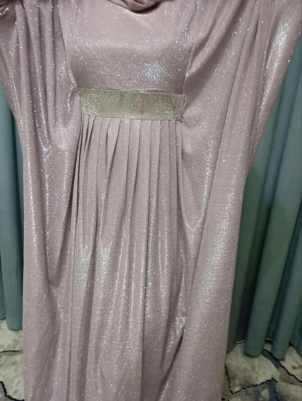 Pisok Abaya ro'moli bilan Pisok Abaya ro'moli bilan