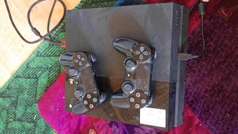 Ps4 satiladi jagdayi jaqsi Ps4 satiladi jagdayi jaqsi