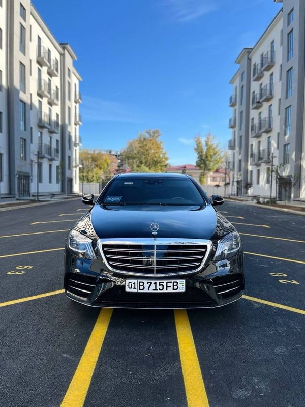 Mercedes-Benz 222