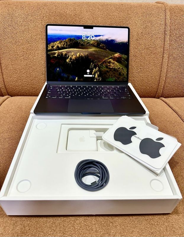 Yangi MacBook Air M2-8GB/256GB (Midnight Blue) noutbuk