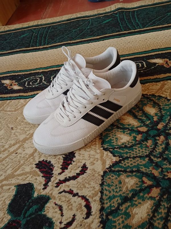 Adidas sambo razmeri 43