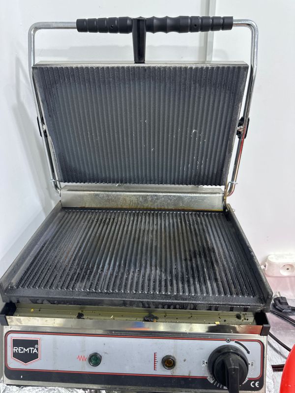 Toster lavash apparat