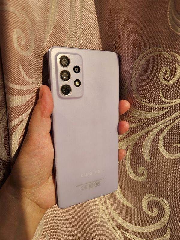 Samsung Galaxy A72 Samsung Galaxy A72