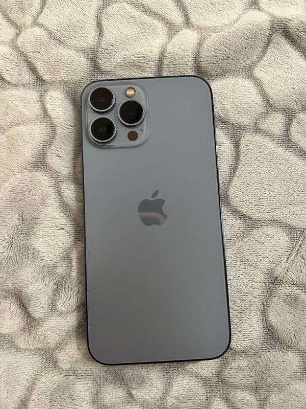 Продается iphone 13 pro max