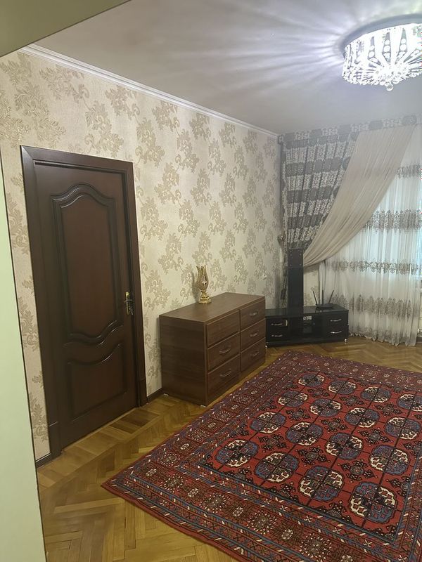 Сдается в Чирчике 3х комнатная квартира со всеми удобствами Сдается в Чирчике 3х комнатная квартира со всеми удобствами