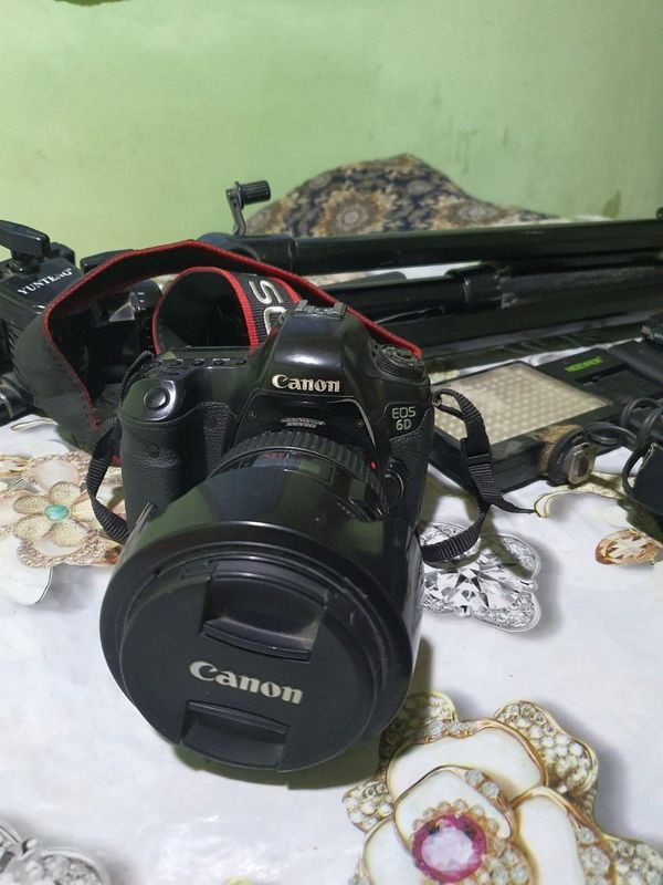 Canon Camera 6D holati yaxshi Canon Camera 6D holati yaxshi