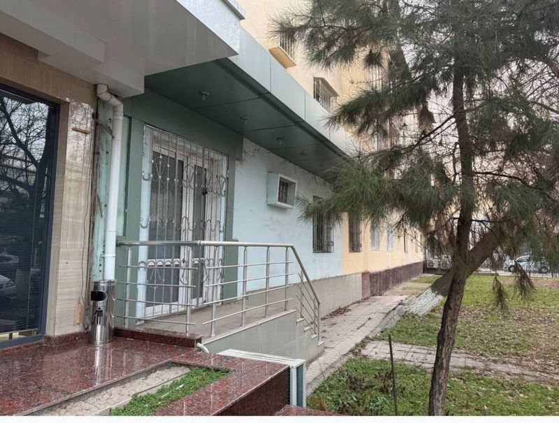 продается офис 1-линия фасад 12метр ориент бизнес сентр 120м2 продается офис 1-линия фасад 12метр ориент бизнес сентр 120м2