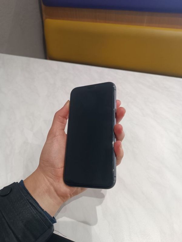 Iphone 11 qora rang