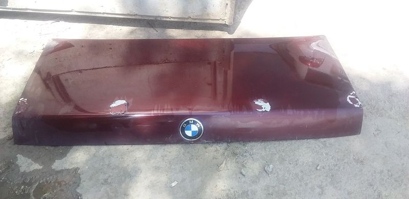 Продам багажник от BMW E30