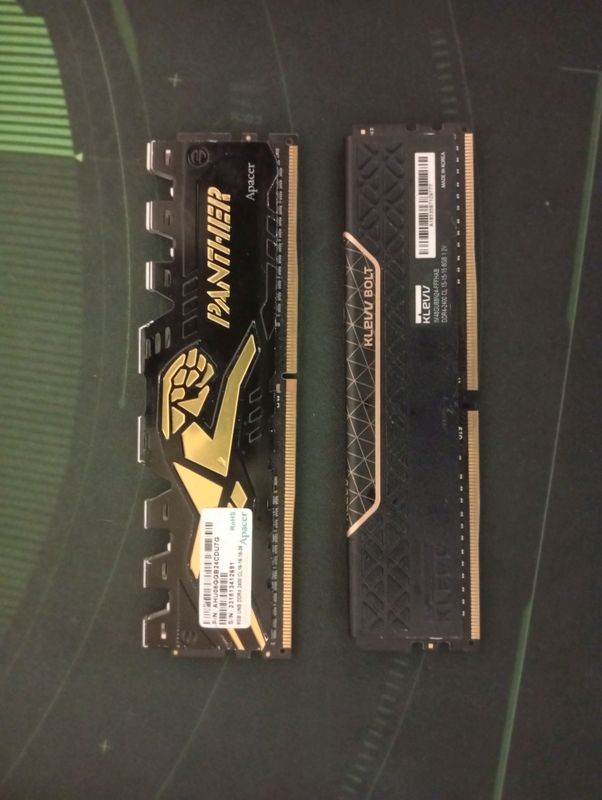 DDR4 2400