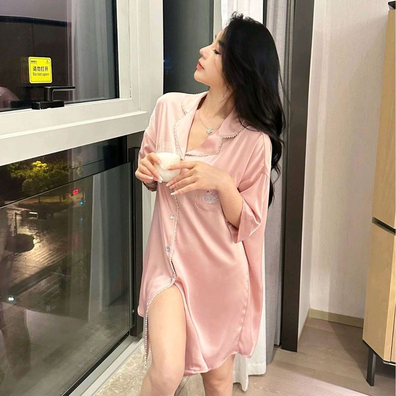 asal pijama kiyib mazza qilasila asal pijama kiyib mazza qilasila