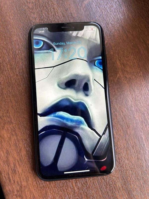 Iphone xr 64gb, не работают камера и выспышка