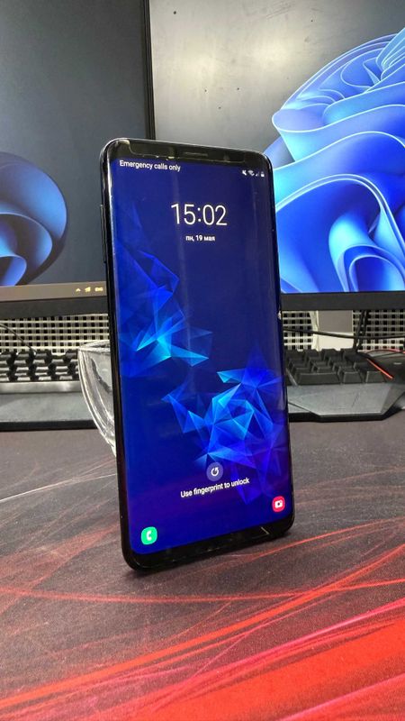 Samsung S9+ 64GB + Gear Fit2 + Gear VR – Toza va Ishonchli Holatda! Samsung S9+ 64GB + Gear Fit2 + Gear VR – Toza va Ishonchli Holatda!