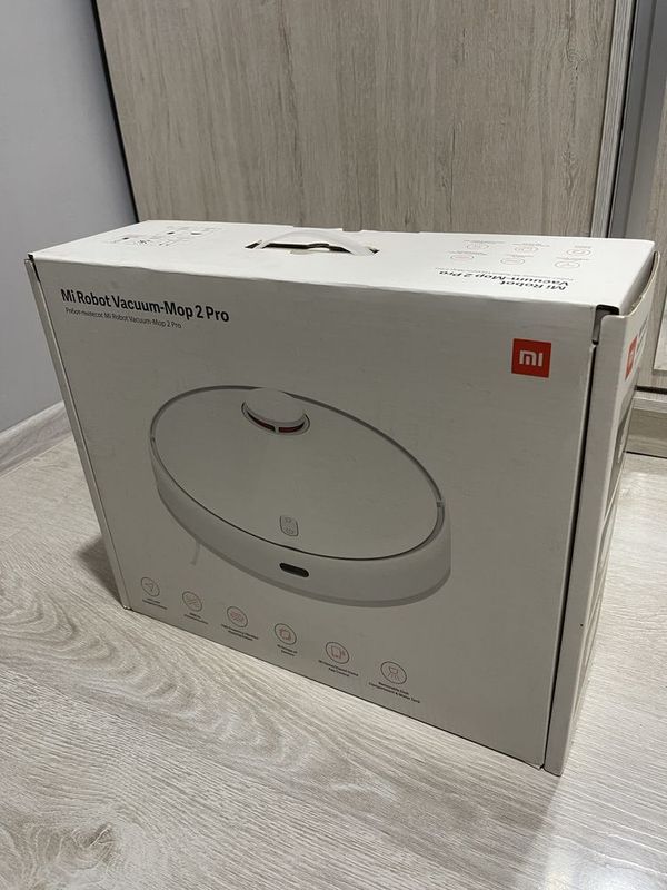 Продаю робот-пылесос Xiaomi Mi Robot Vacuum-Mop 2 Pro — почти новый!