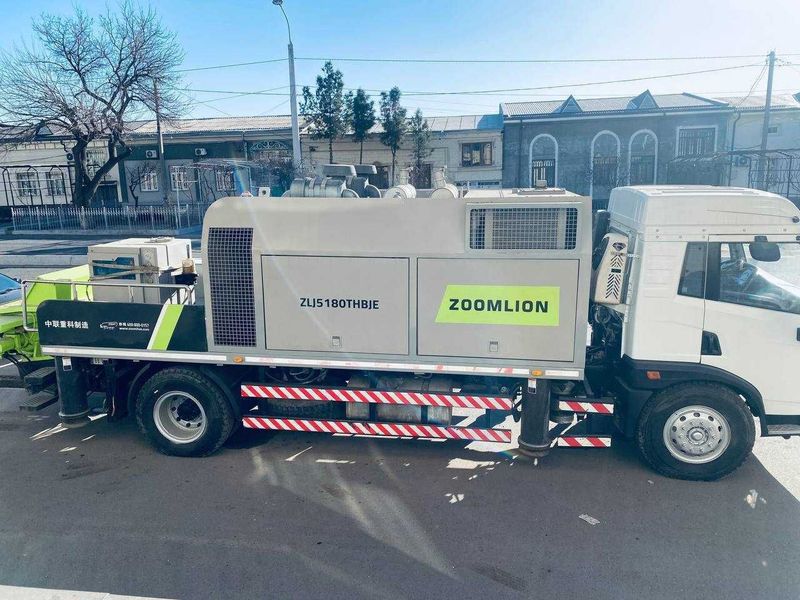 Авто бетон насос мобил Авто бетон насос мобил
