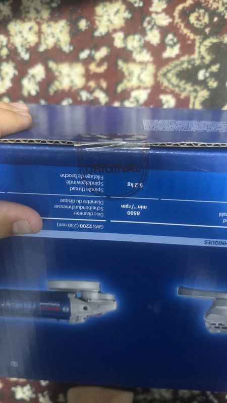 Bosch GWS 2200 Professional Угошлифовальная машина (Bolgarka) Bosch GWS 2200 Professional Угошлифовальная машина (Bolgarka)