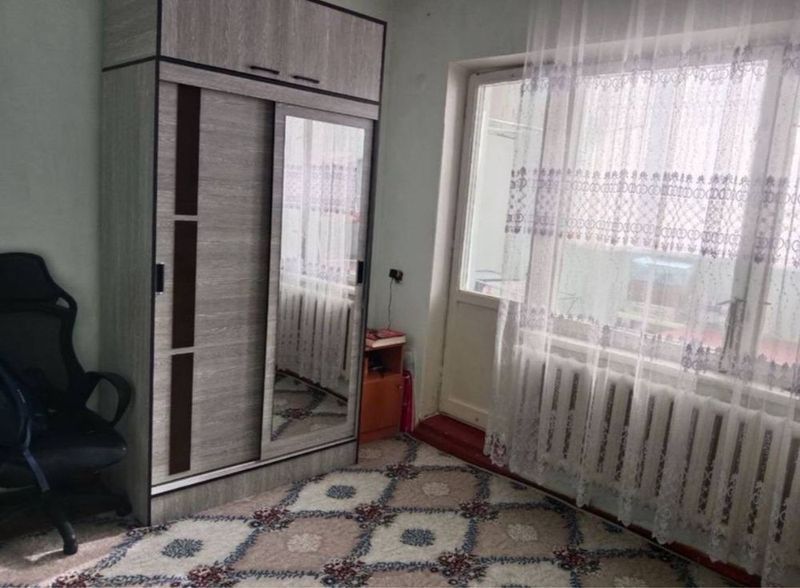 Юнусабад 2 куартал СРОЧНО 1 комнатная квартира 2 этаж по низкой цене Юнусабад 2 куартал СРОЧНО 1 комнатная квартира 2 этаж по низкой цене