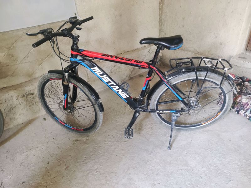 sportivni velosiped sportivni velosiped