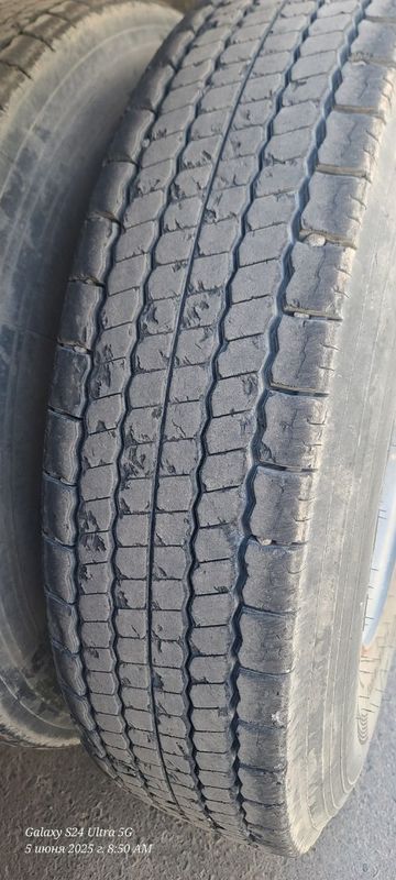 Balon 11r22.5 kamazga zilga bor Balon 11r22.5 kamazga zilga bor