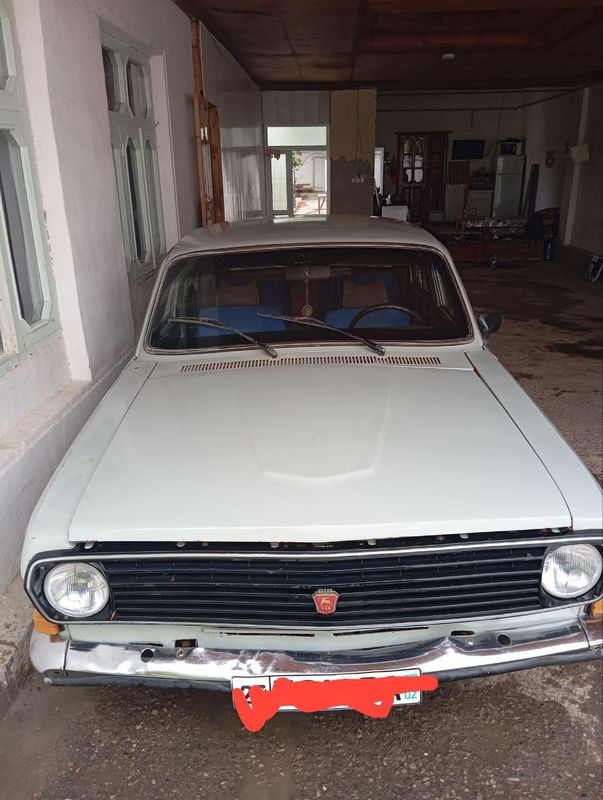 Volga gaz 24 sotiladi
