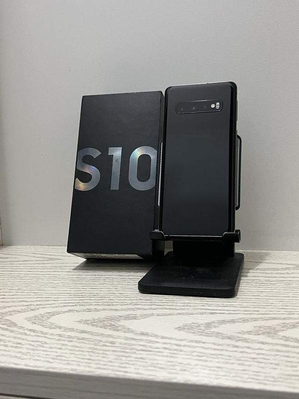Samsung S10 8/128gb Vietnam DualSim Samsung S10 8/128gb Vietnam DualSim