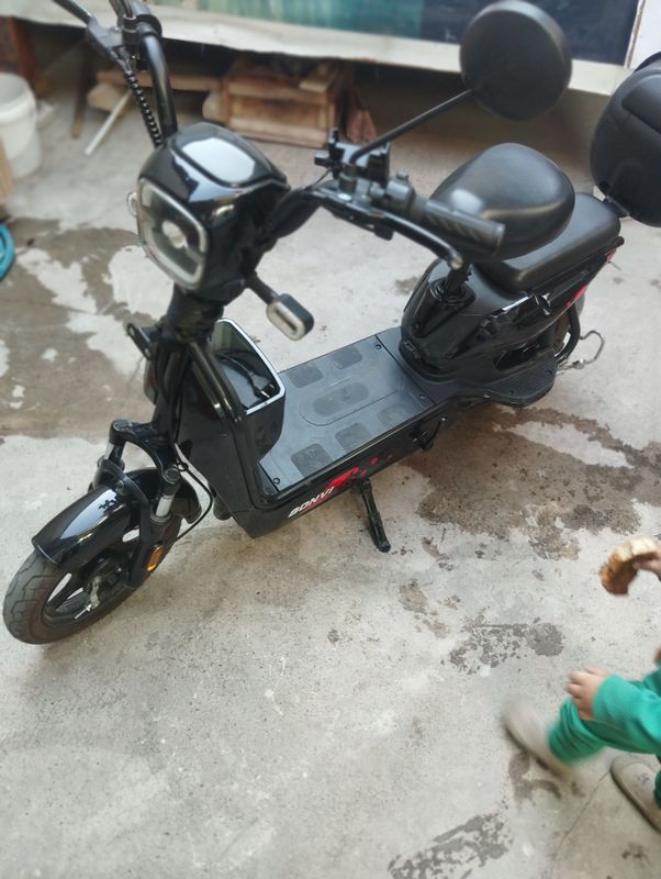 Elektro skuter Elektro skuter