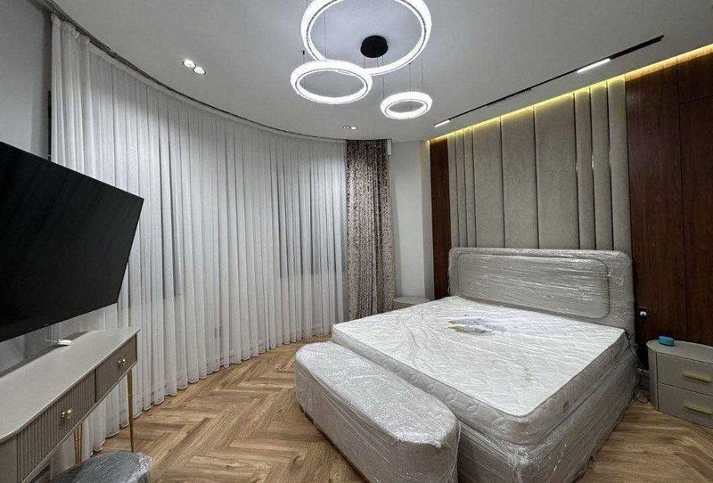 БОЛЬШАЯ!! 3-х комн квартира в Яккасарайском р-н ул. Шота Руставелли БОЛЬШАЯ!! 3-х комн квартира в Яккасарайском р-н ул. Шота Руставелли