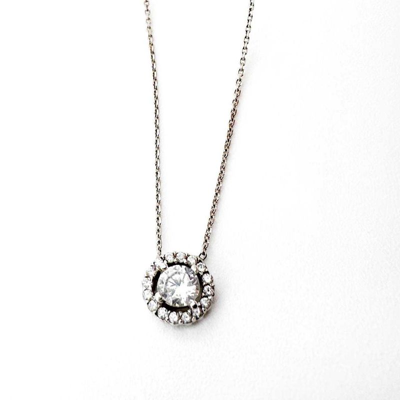 Золотая цепочка "Luminous Charm" в стиле Harry Winston Золотая цепочка "Luminous Charm" в стиле Harry Winston
