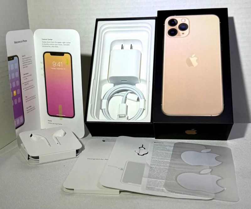 iPhone 11 Pro Original aksessuarlari Quvvatlagich, sim, quloqchin +