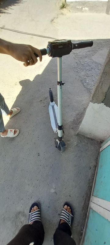 Электро самокат в хорошем состоянии Электро самокат в хорошем состоянии