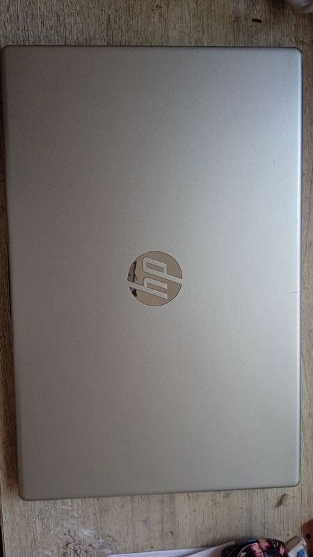 ноутбук hp 15-fc0023ci (цену обговорим лично) ноутбук hp 15-fc0023ci (цену обговорим лично)