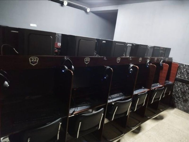 Продаётся компьютерная мебель Продаётся компьютерная мебель