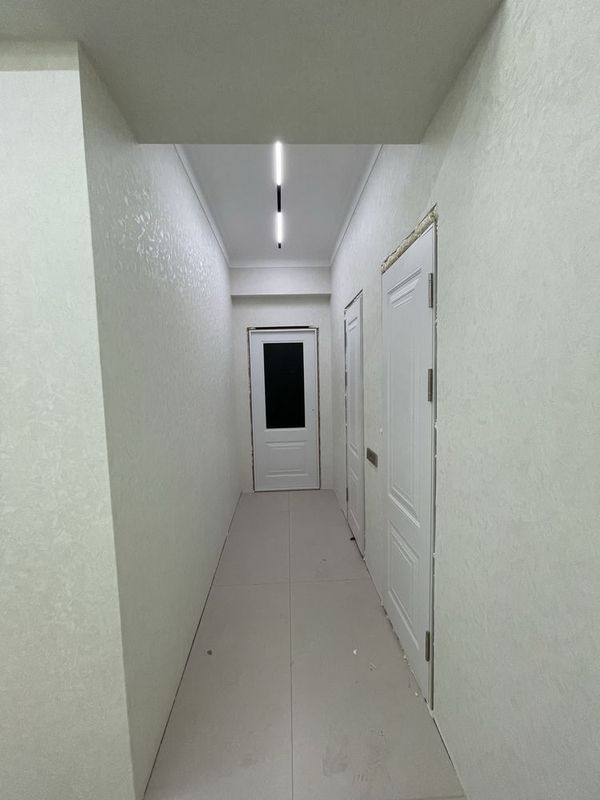 Yevroremont uyga 2 ta tartibli qiz kerak